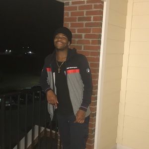 Meet your Posher, Robert